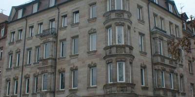 Mächtiges Mehrfamilienhaus aus der Gründerzeit in der Nürnberger Nordstadt verkauft